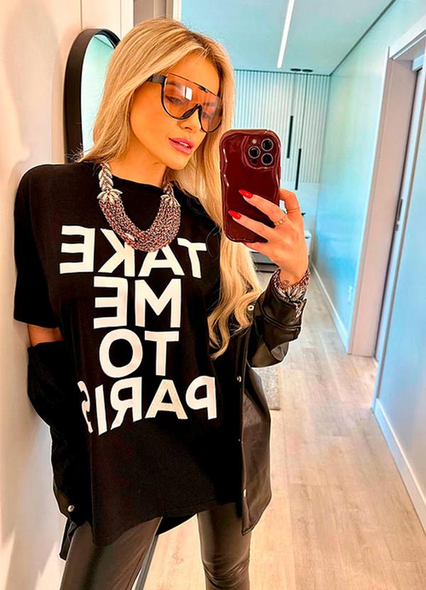 Amo Brand - T-Shirt Alongada Take Me To Paris Preta 4