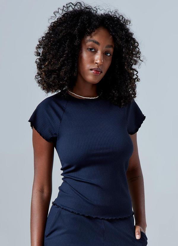 Basicamente - T-Shirt Canelada Raglan Feminina Preto