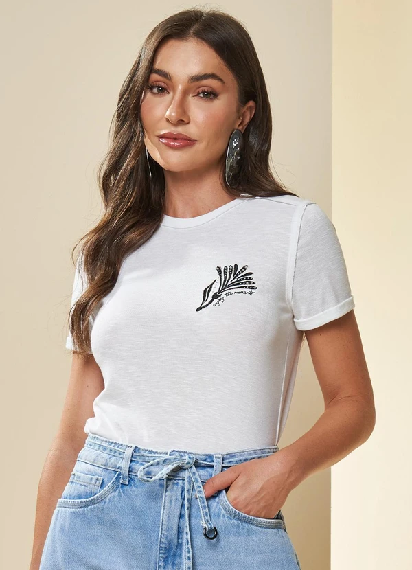 Doce Trama - T-Shirt de Manga Curta Boho Branco