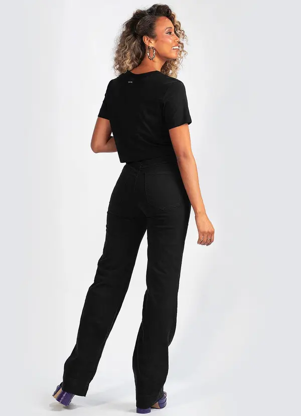 Colcci - T-Shirt em Malha Preto 4