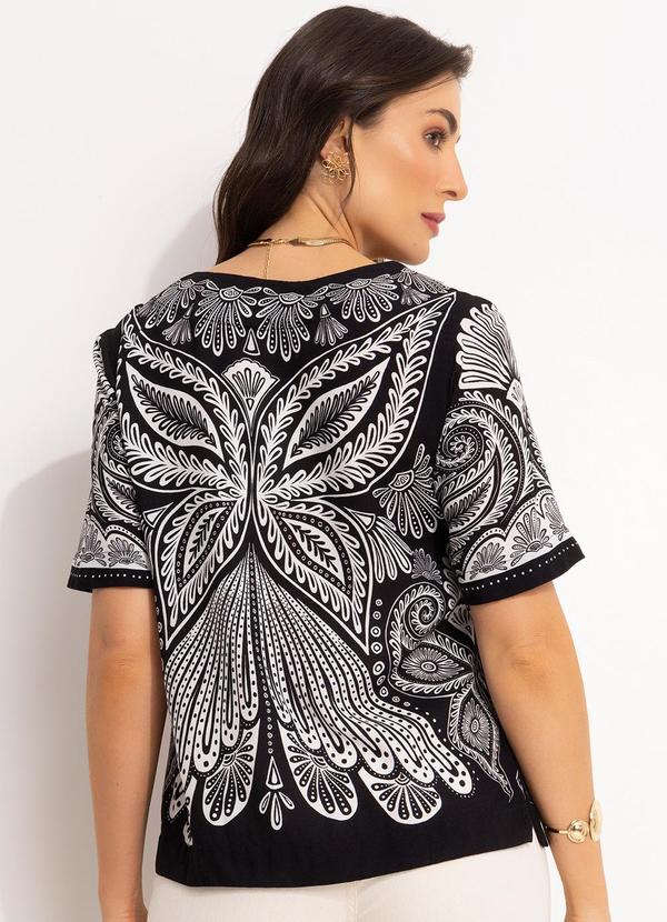 Farm - T-Shirt em Viscose Preto 2