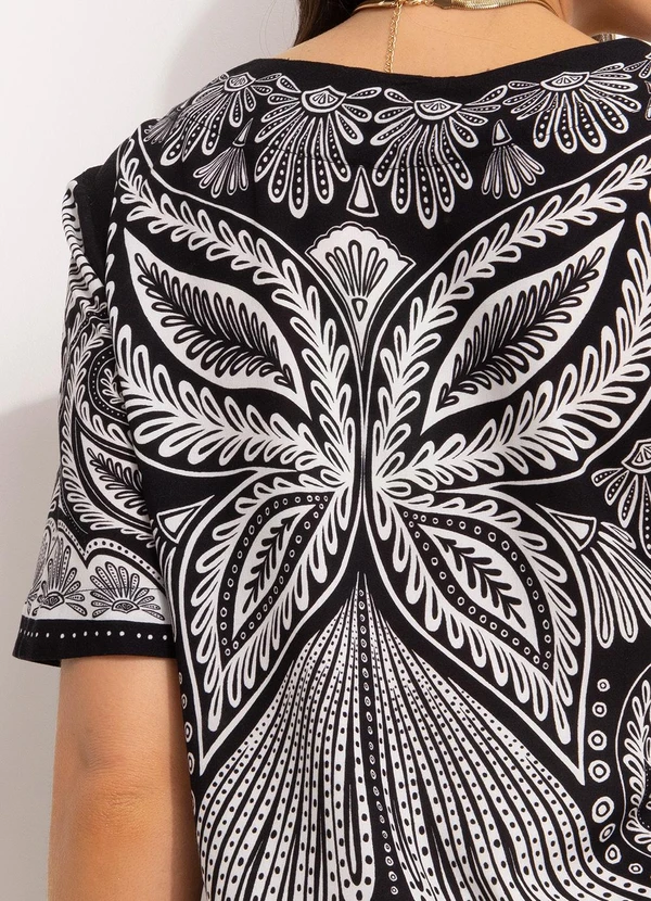 Farm - T-Shirt em Viscose Preto 7