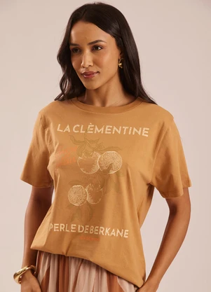 Doce Trama - T-Shirt Estampada com Manga Curta Marrom - DOCE TRAMA