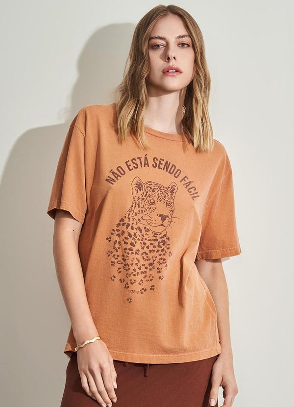 Sofie - T-Shirt Estonada em Meia Malha Bege