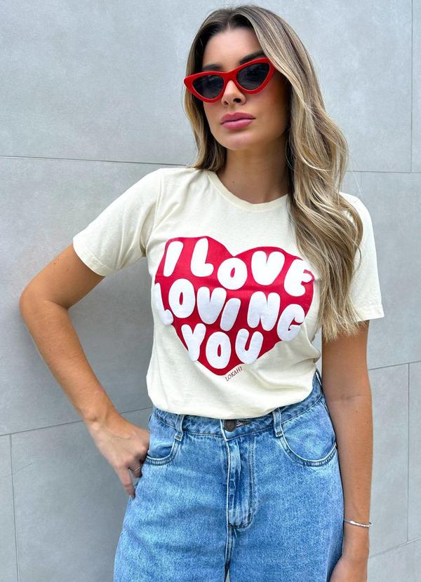 Select - T-Shirt Feminina Estampa Coração Estonada Branco