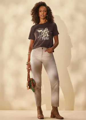 Marialícia - T-Shirt Feminina Regular Italiana Marrom - MARIALÍCIA