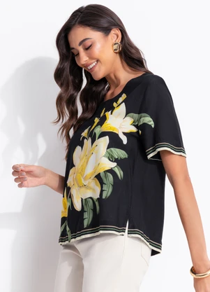 Farm - T-Shirt Flor Nana Preto - FARM