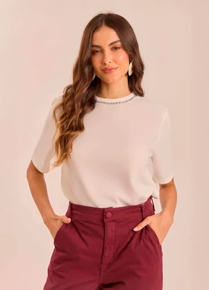 Doce Trama - T-Shirt Jardim Boho em Malha Branco - DOCE TRAMA
