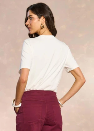 Doce Trama - T-Shirt Jardim Decor Estampada Branco - DOCE TRAMA