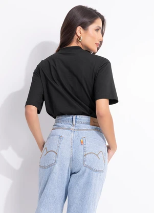 Farm - T-Shirt Média Moldura Conchas Preto - FARM