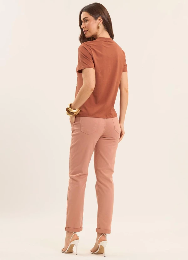 Doce Trama - T-Shirt Oliva Estampada Marrom 4