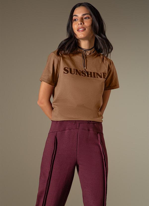 Use Modo - T-Shirt Sunshine Marrom 2