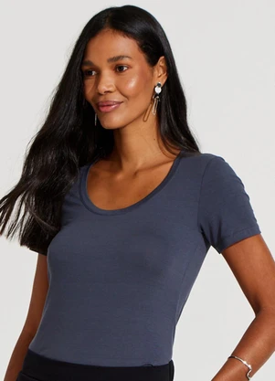 Basicamente - Tech T-Shirt Modal U Premium Feminina - BASICAMENTE