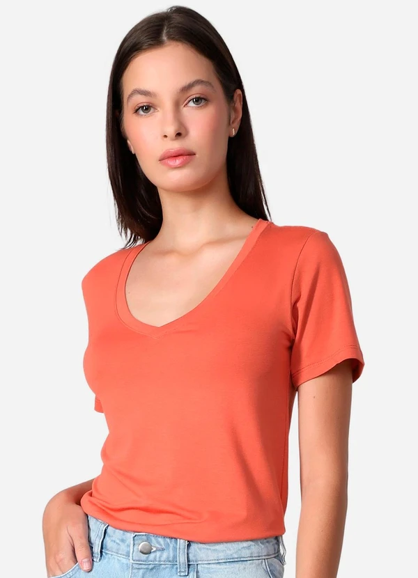 Basicamente - Tech T-Shirt Modal V Premium Marrom Telha