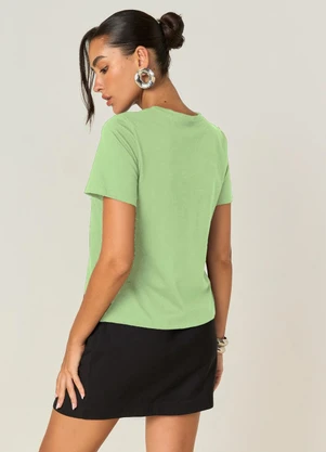 Elegance - Tshirt Reta com Estamparia Brilhosa Verde - ELEGANCE