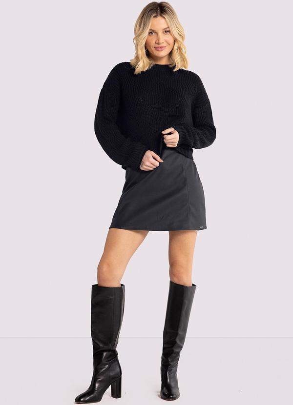 Lunender - Blusão Cropped em Tricô com Gola Alta Preto 3