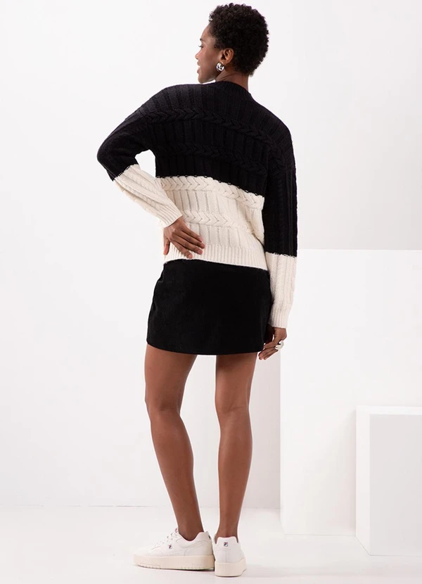 Lunender - Blusão de Gola Alta Bicolor em Tricô Preto 2