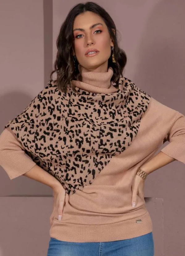 Quintess - Casaco em Tricô Bege e Onça Amplo com Gola Alta