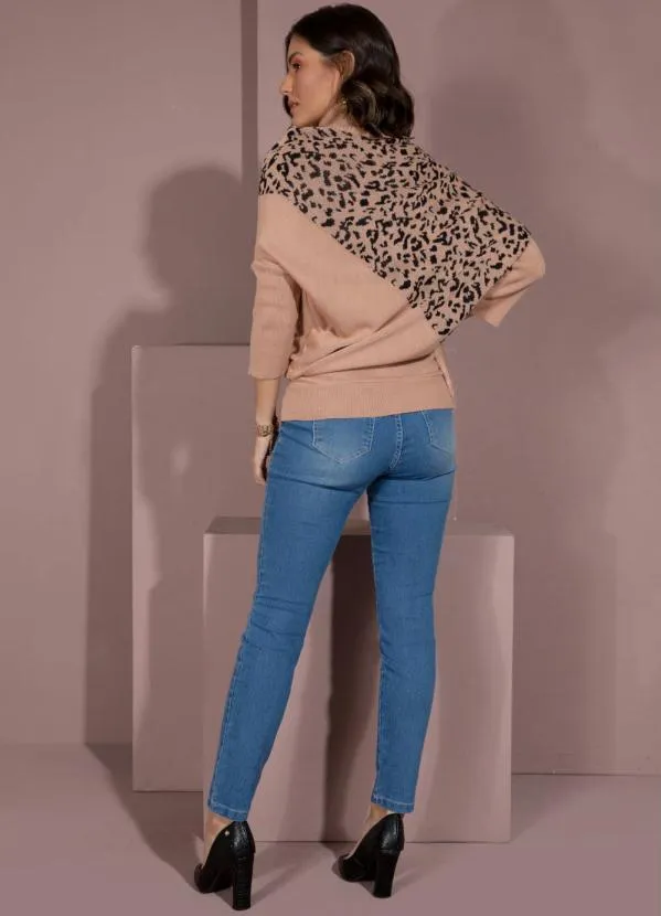 Quintess - Casaco em Tricô Bege e Onça Amplo com Gola Alta 4