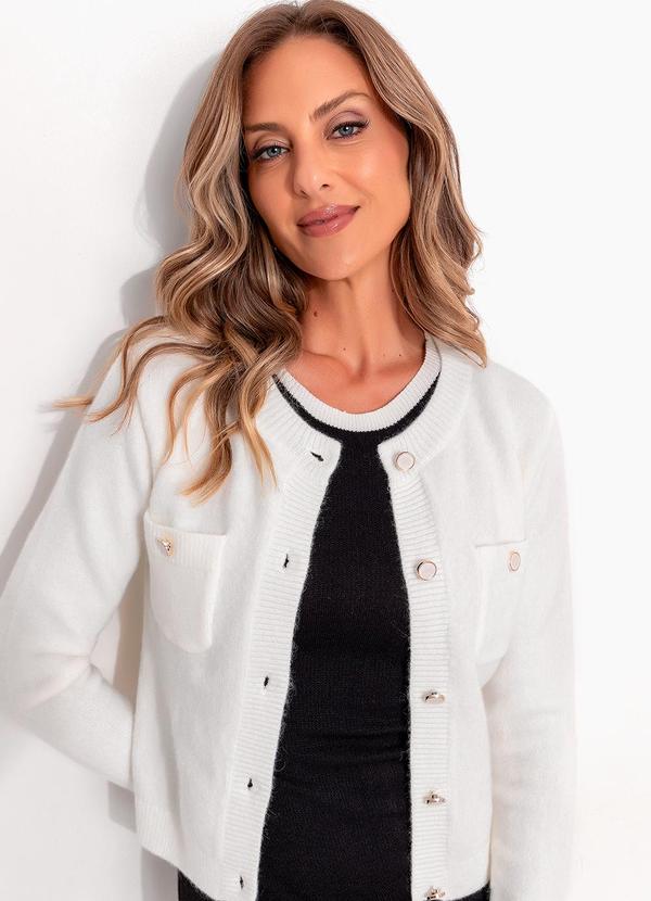 Quintess - Casaco em Tricô Branco com Botões 7
