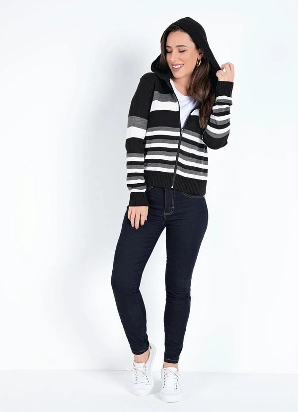 Rosalie - Casaco Listrada Preta, Branca e Cinza com Capuz 5