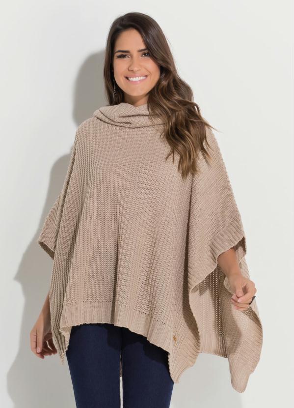 Quintess - Poncho em Tricô Bege com Gola Alta Quintess 2