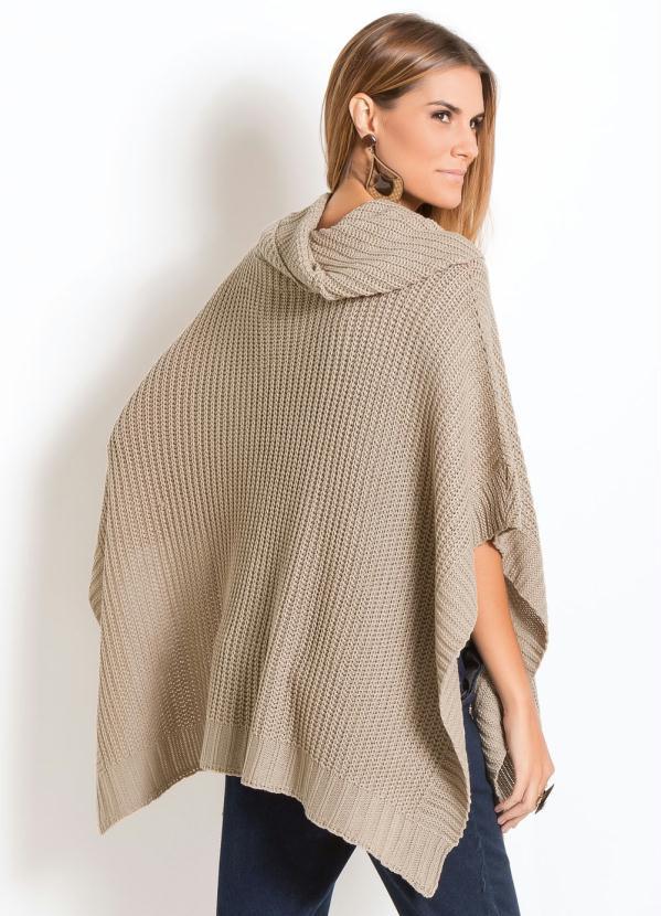 Quintess - Poncho em Tricô Bege com Gola Alta Quintess 4