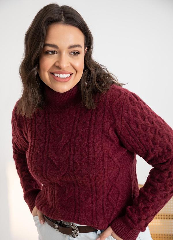 Quintess - Suéter em Tricô Bordô Gola Alta 11