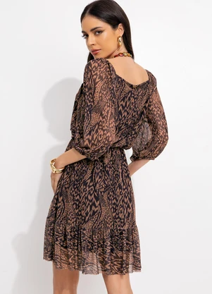 Quintess - Vestido Animal Print com Decote Profundo - QUINTESS