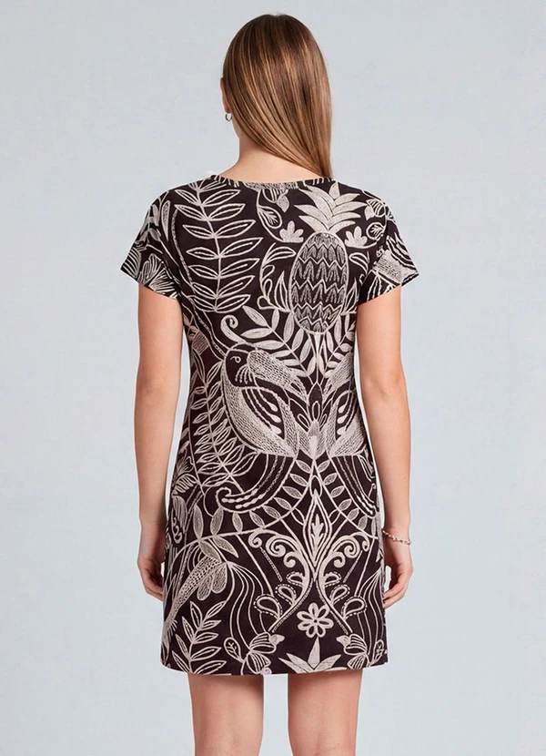 Infinita Cor - Vestido Básico com Gola Redonda Preto 2