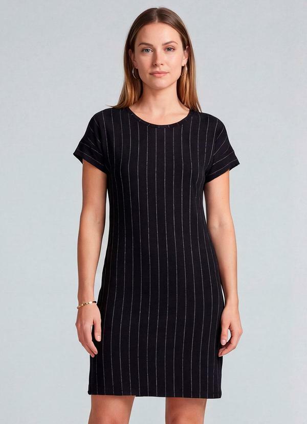 Infinita Cor - Vestido Básico com Gola Redonda Preto