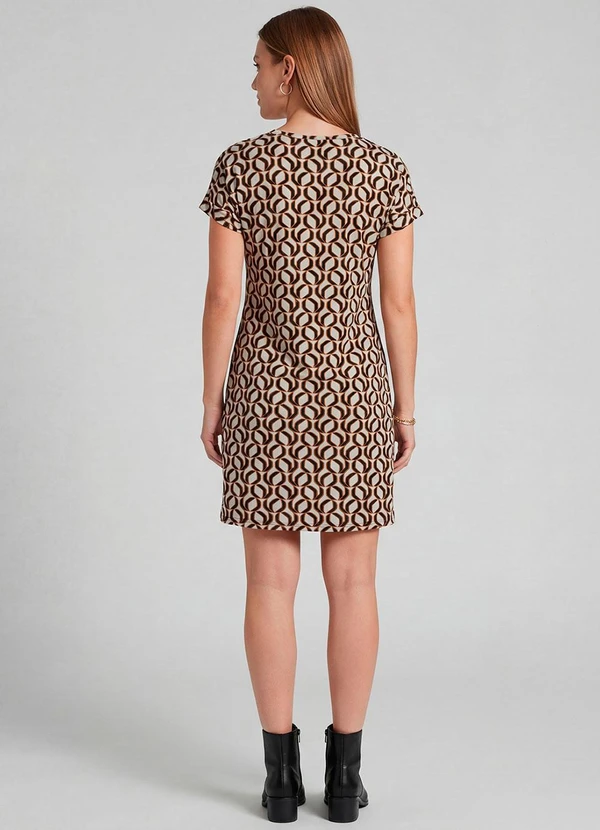 Infinita Cor - Vestido Básico com Gola Redonda Rosa 4