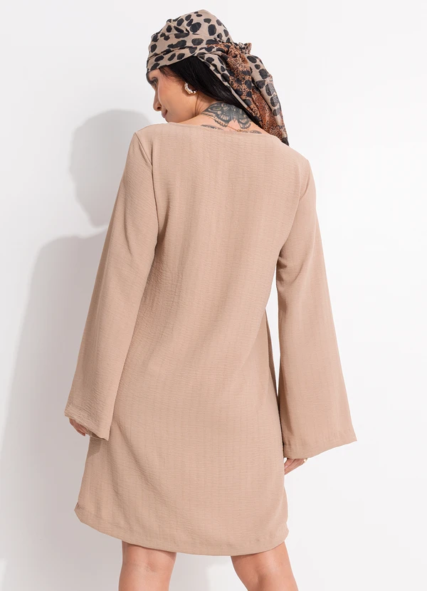 Quintess - Vestido Bege em Crepe Plano 2