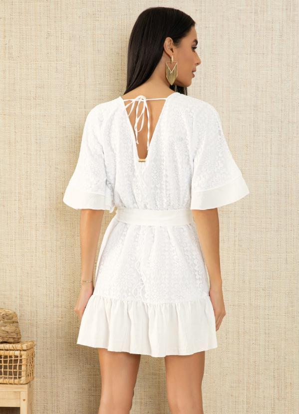 Quintess - Vestido Branco com Decote Transpassado 3