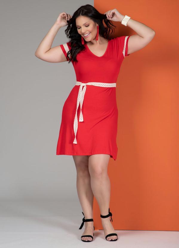 Quintess - Vestido Clássico com Recortes em Renda Vermelho 7