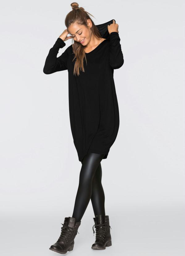 Queima Estoque - Vestido com Capuz Preto 7