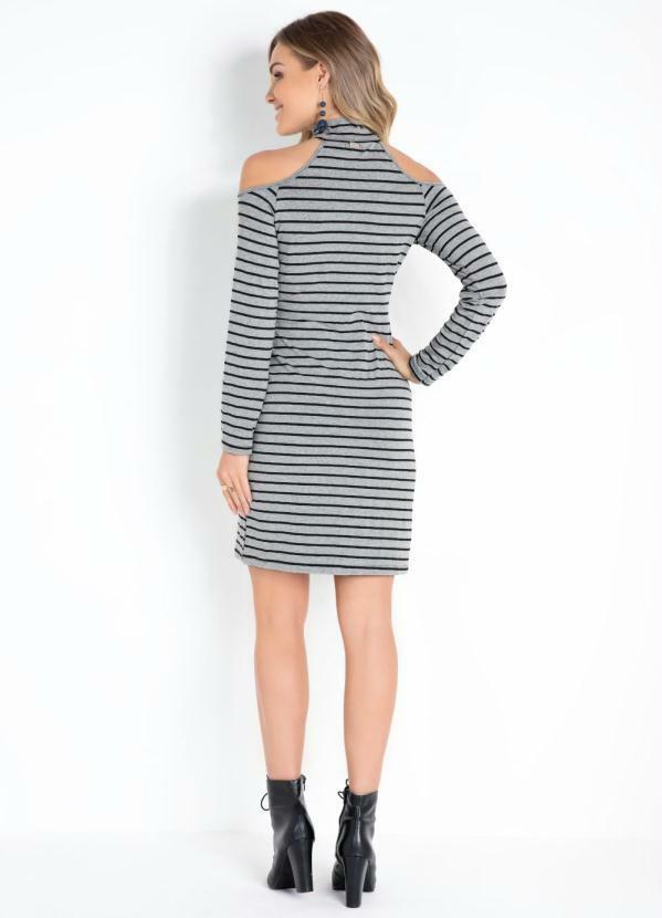 Quintess - Vestido com Ombros Vazados Listrado Cinza 4