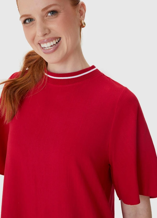 Malwee - Vestido Curto Amplo em Viscolinho Vermelho 4