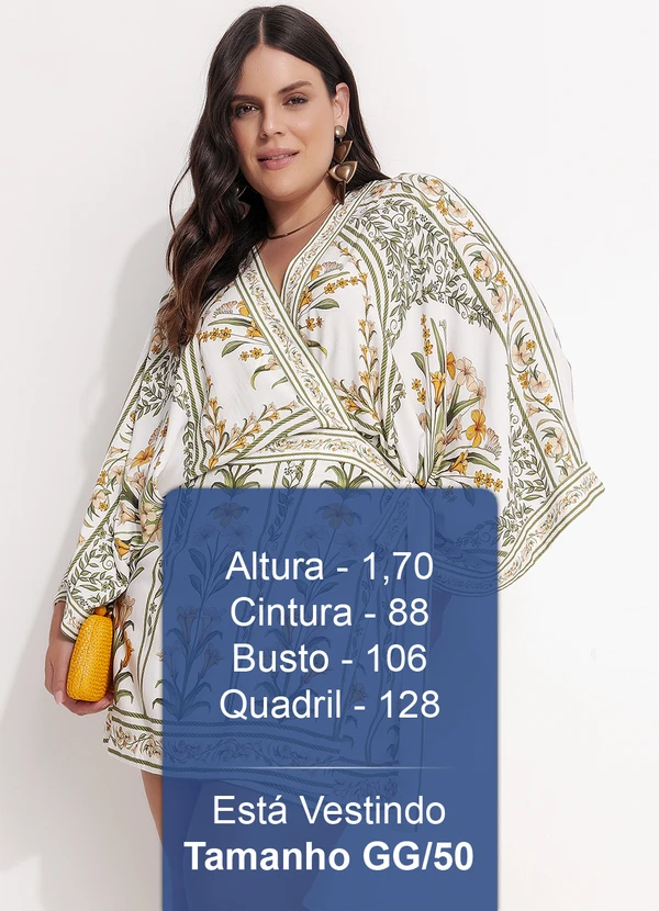 Farm - Vestido Curto Antonia Verde 11