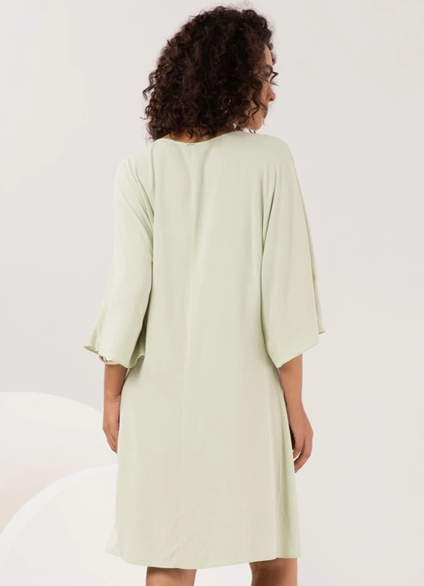 Lunender - Vestido Curto com Mangas Amplas e Verde 2