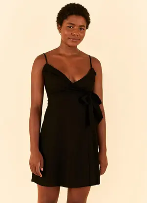 Farm - Vestido Curto de Linho com Transpasse e Alça Preto - FARM
