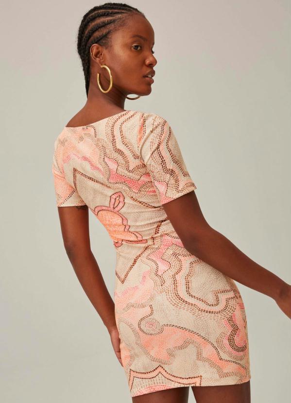 Lança Perfume - Vestido Curto de Malha Decote Quadrado Bege 3