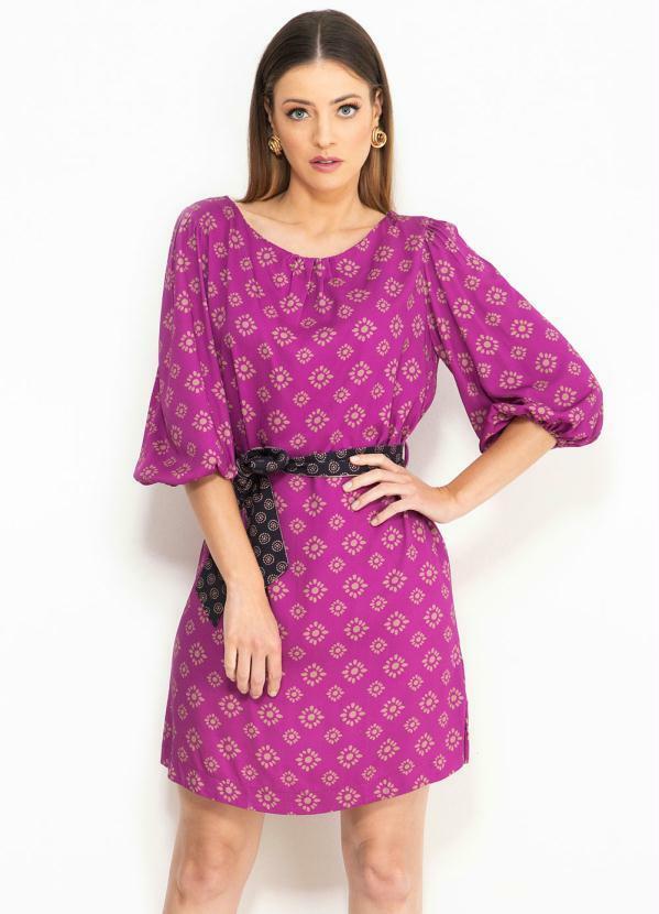 Maria Filó - Vestido Curto de Viscose Estampa Oriente Rosa