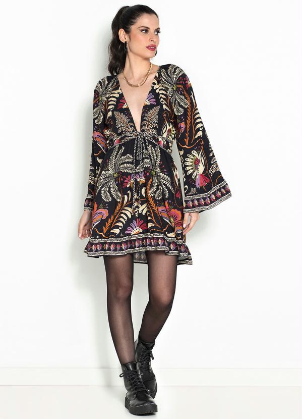 Farm - Vestido Curto de Viscose Jardim Clássico Preto 3