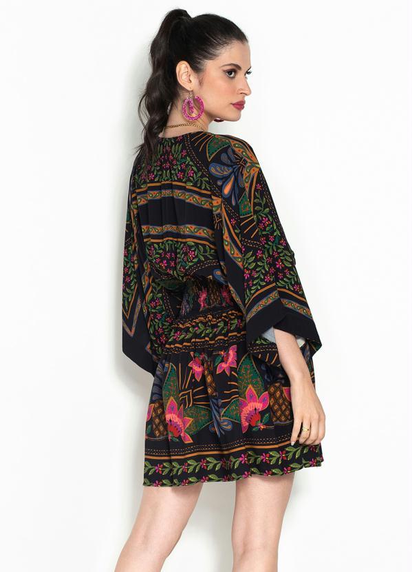 Farm - Vestido Curto de Viscose Mandala Tropical Preto 2