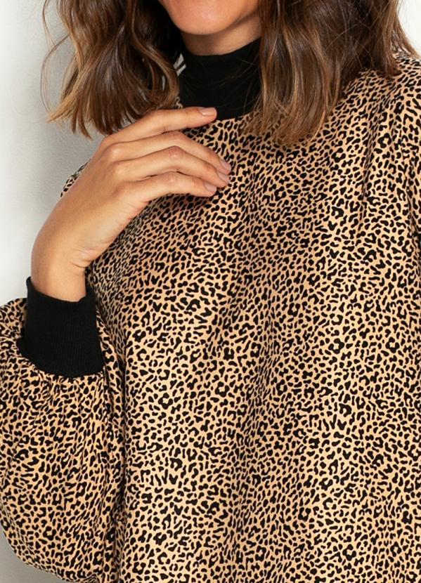 Hering - Vestido Curto de Viscose Oncinha Marrom 6