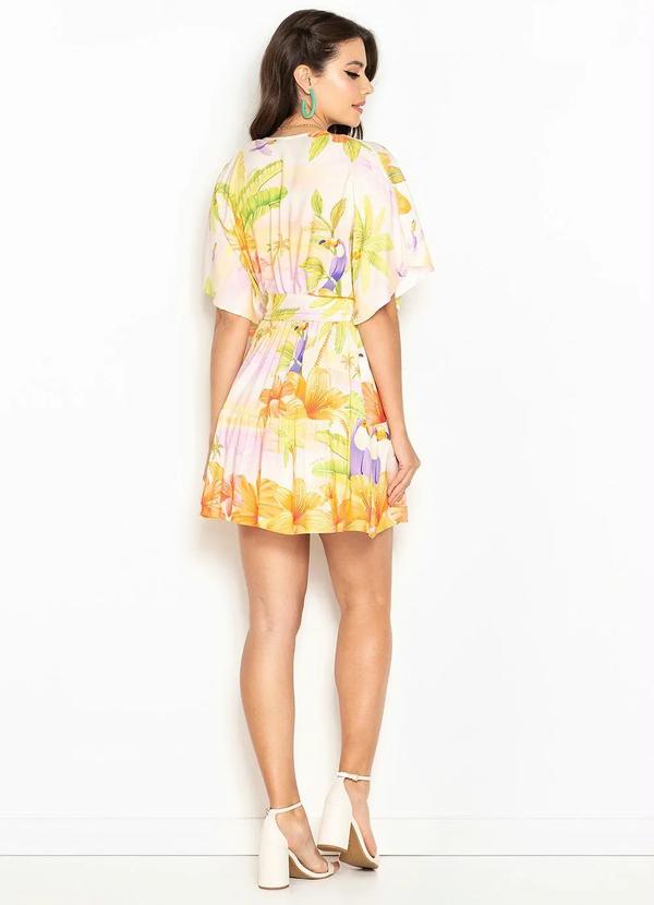 Farm - Vestido Curto de Viscose Sereno Verão Off White 4