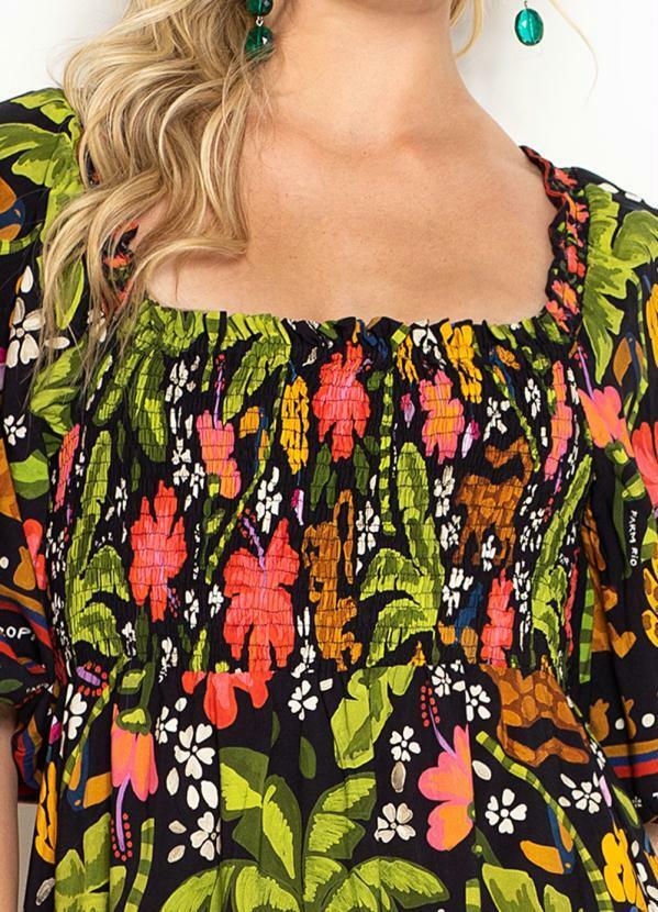 Farm - Vestido Curto de Viscose Solar das Bananas Preto 6