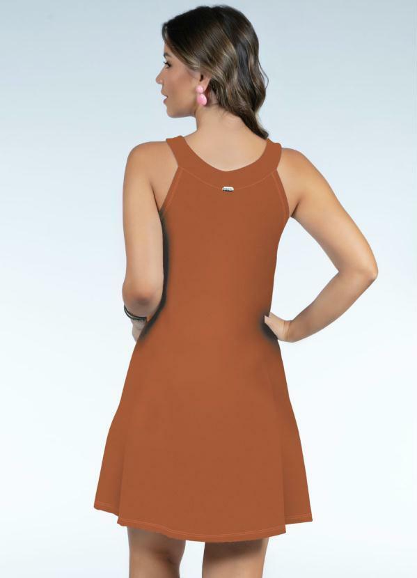 Quintess - Vestido Curto Decote Trapézio Telha 2