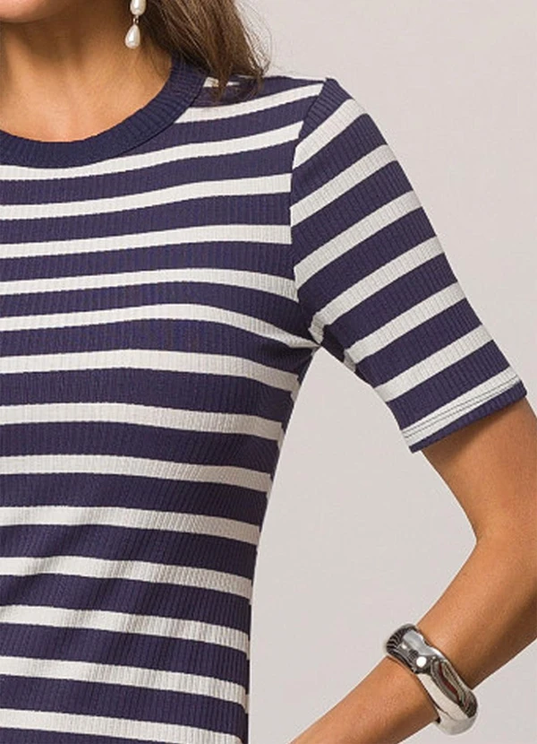 Doce Trama - Vestido Curto em Ribana com Caimento Slim Azul 6